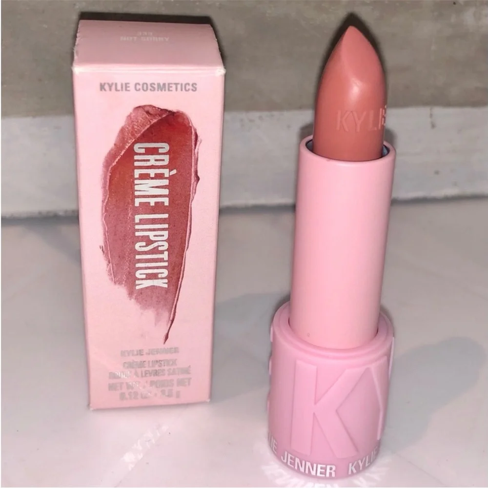 BNIB Kylie Cosmetics Crème Lipstick - Not Sorry - Picture 5 of 7